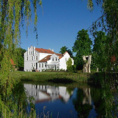 Ferienanlage Gutshaus Gramkow Exteriör bild